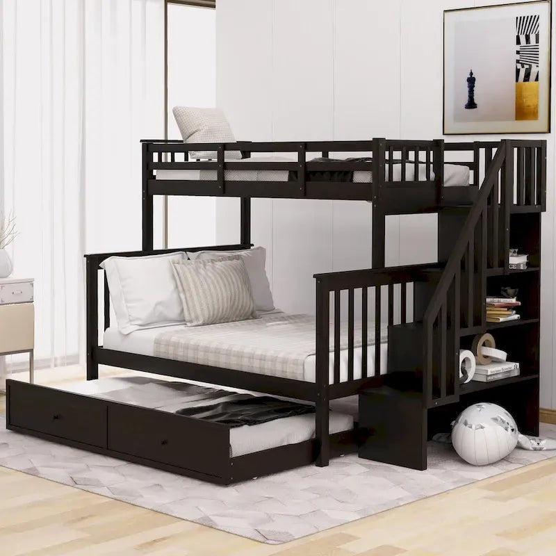 Litera de madera con escalera, estantes de almacenamiento y cama nido extraíble