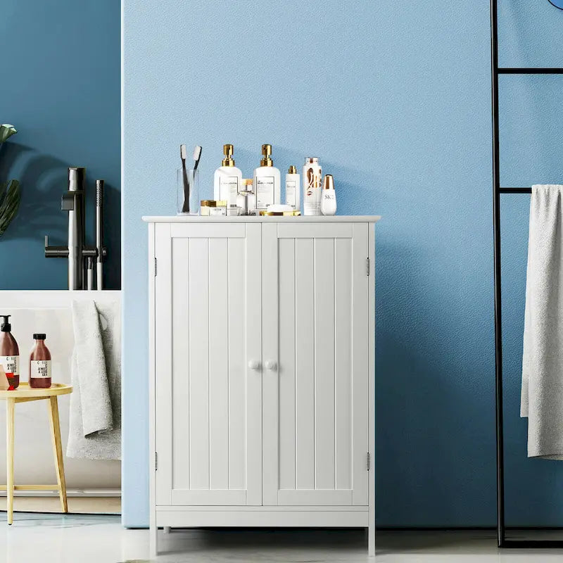 Gabinete de suelo blanco para baño con dos puertas y estante ajustable