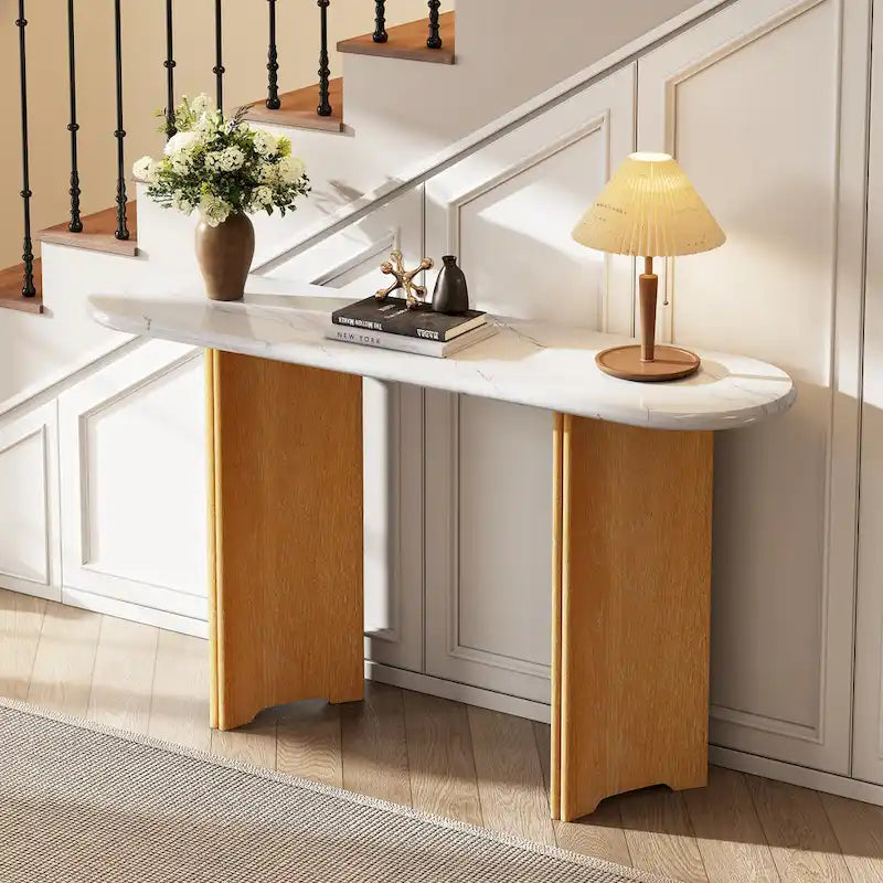 Mesa consola moderna de mármol sintético con parte superior redondeada y base de madera