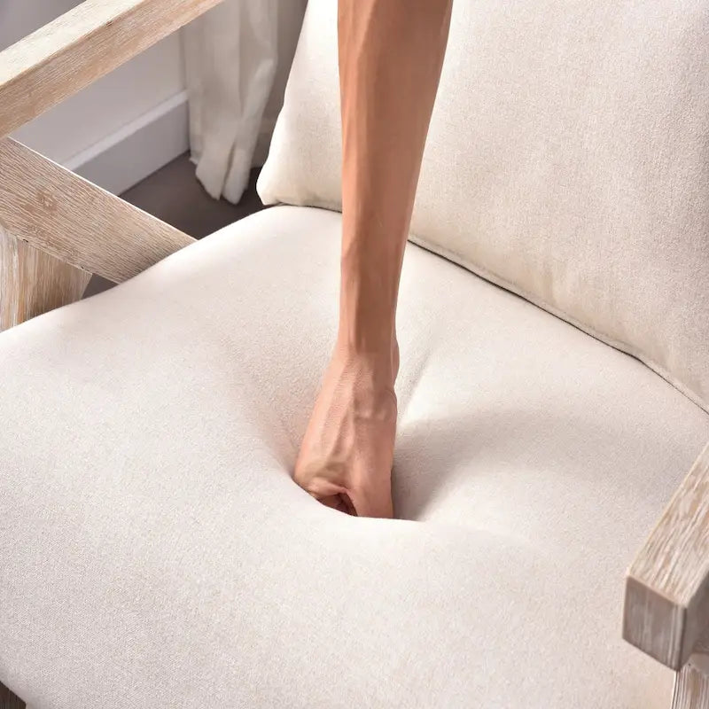 Sillón auxiliar retro tapizado con estructura de madera maciza y cojín