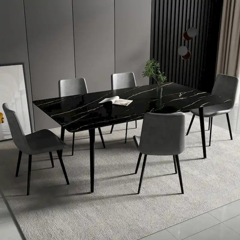 Mesa de comedor rectangular moderna con superficie de piedra y patas de acero negro