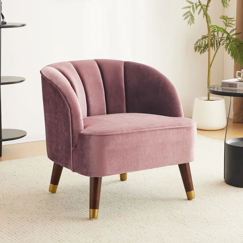 Sillón clásico de mediados de siglo tapizado con respaldo acanalado y patas inclinadas