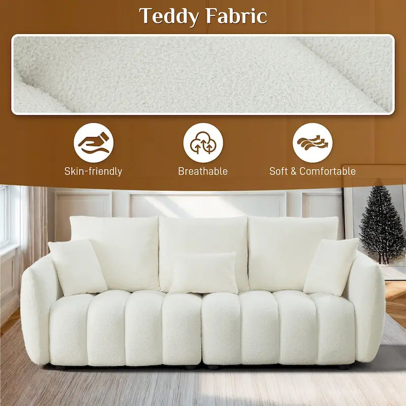 Sofá moderno de tela teddy con capitoné acanalado y cojines decorativos