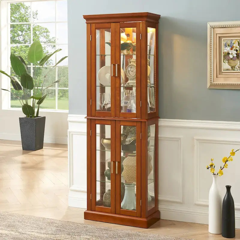 Vitrina clásica de madera con puertas de vidrio e iluminación interior