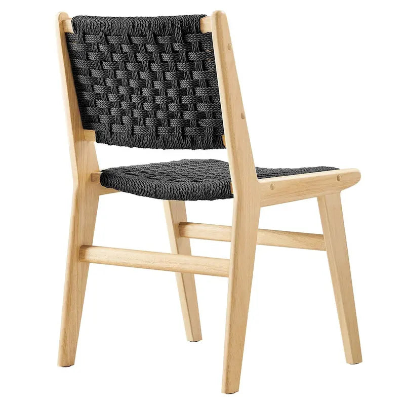 Silla de comedor contemporánea de cuerda tejida con estructura de madera de caucho y travesaños