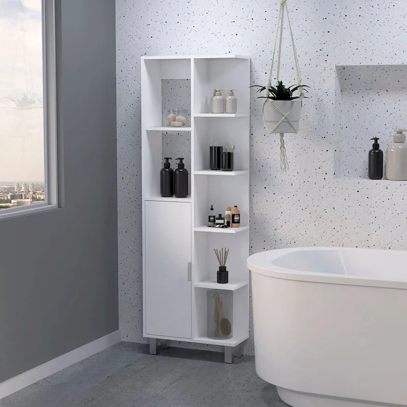 Armario moderno blanco para ropa de baño con estantes abiertos y puerta